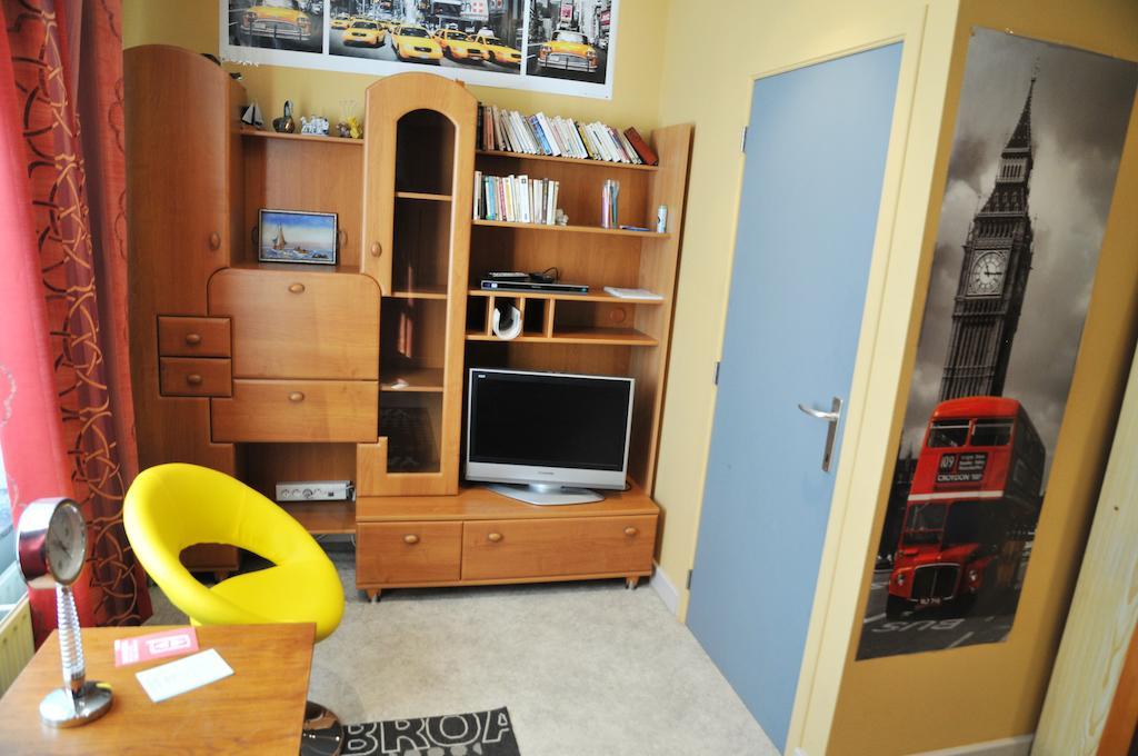 Gite Stone Lodge Bourcy Eksteriør billede